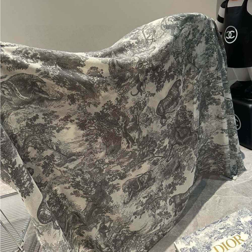 Dior Black and White Toile de Jouy Throw